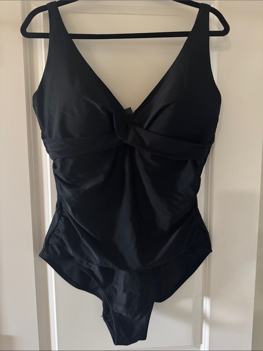 Swimsuits For All Black Twist-Front One-Piece Swimsuit